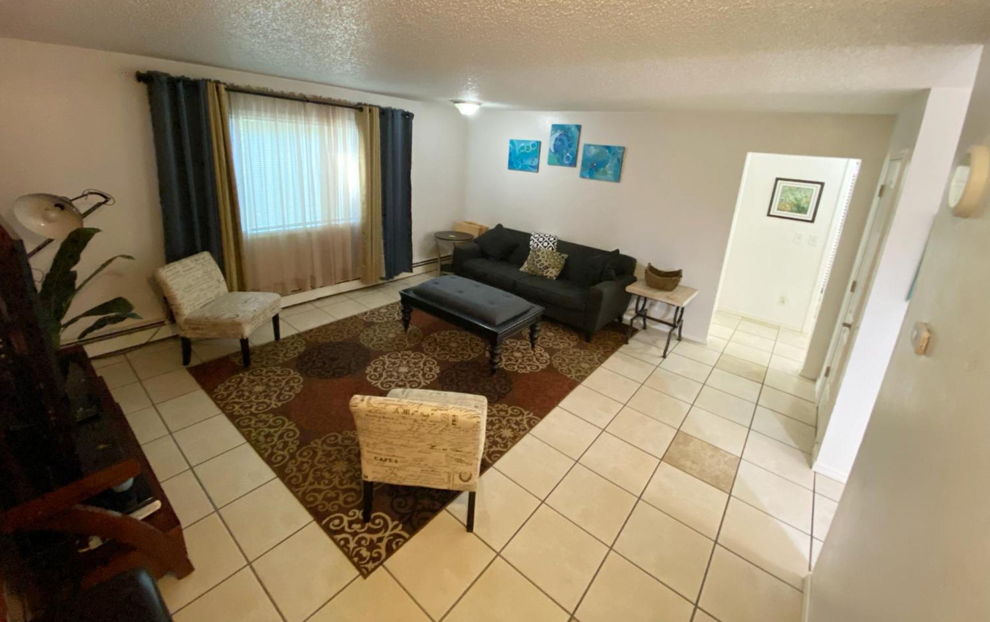 Stay Anchorage! Furnished Two Bedroom Apartments With High Speed Wifi Pokoj fotografie