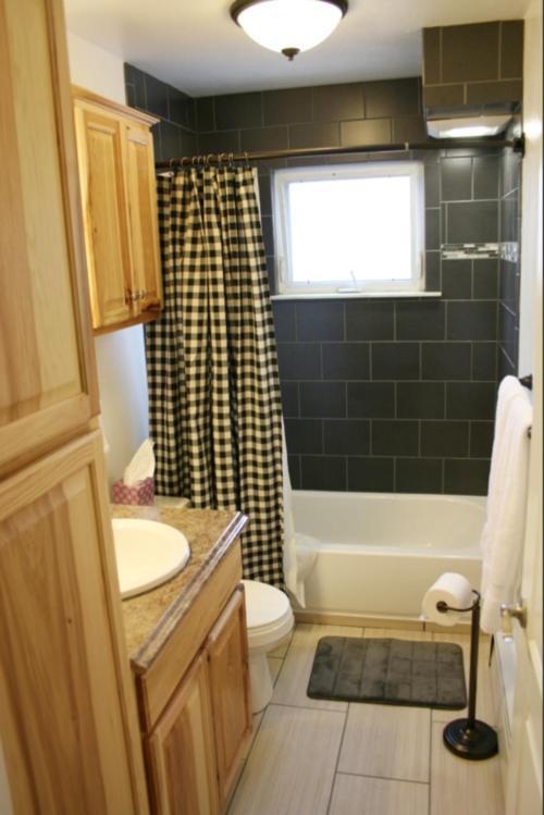 Stay Anchorage! Furnished Two Bedroom Apartments With High Speed Wifi Pokoj fotografie