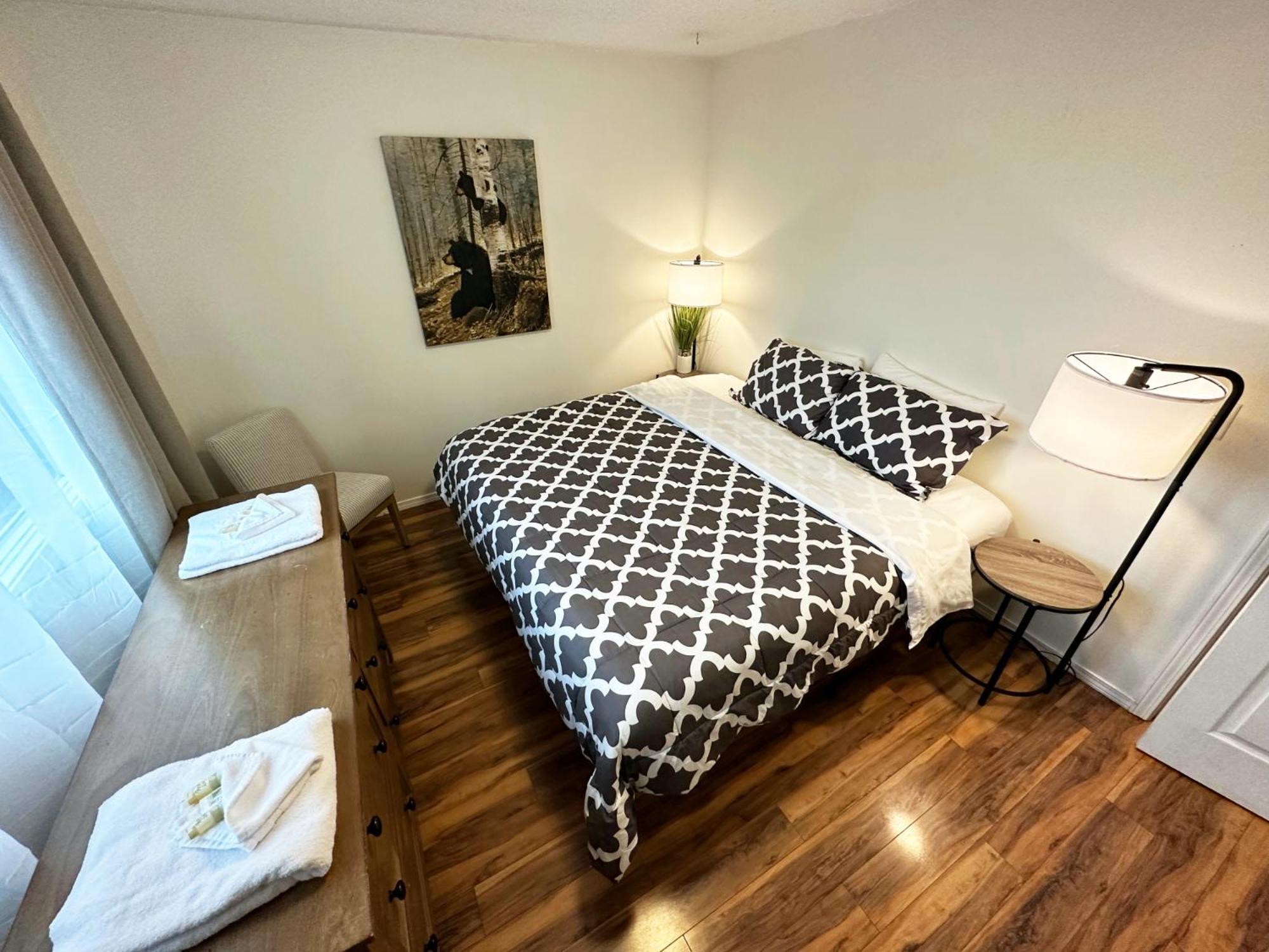 Stay Anchorage! Furnished Two Bedroom Apartments With High Speed Wifi Pokoj fotografie