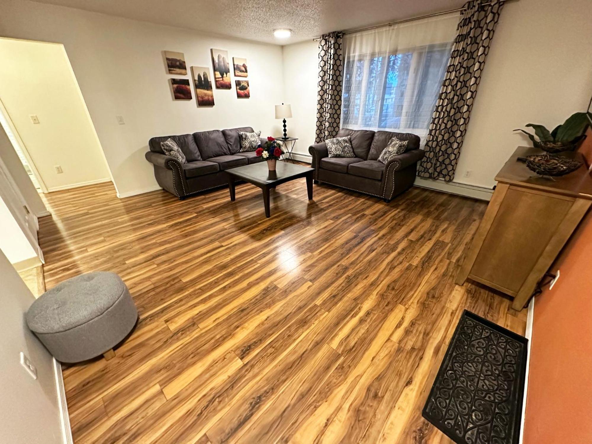 Stay Anchorage! Furnished Two Bedroom Apartments With High Speed Wifi Pokoj fotografie