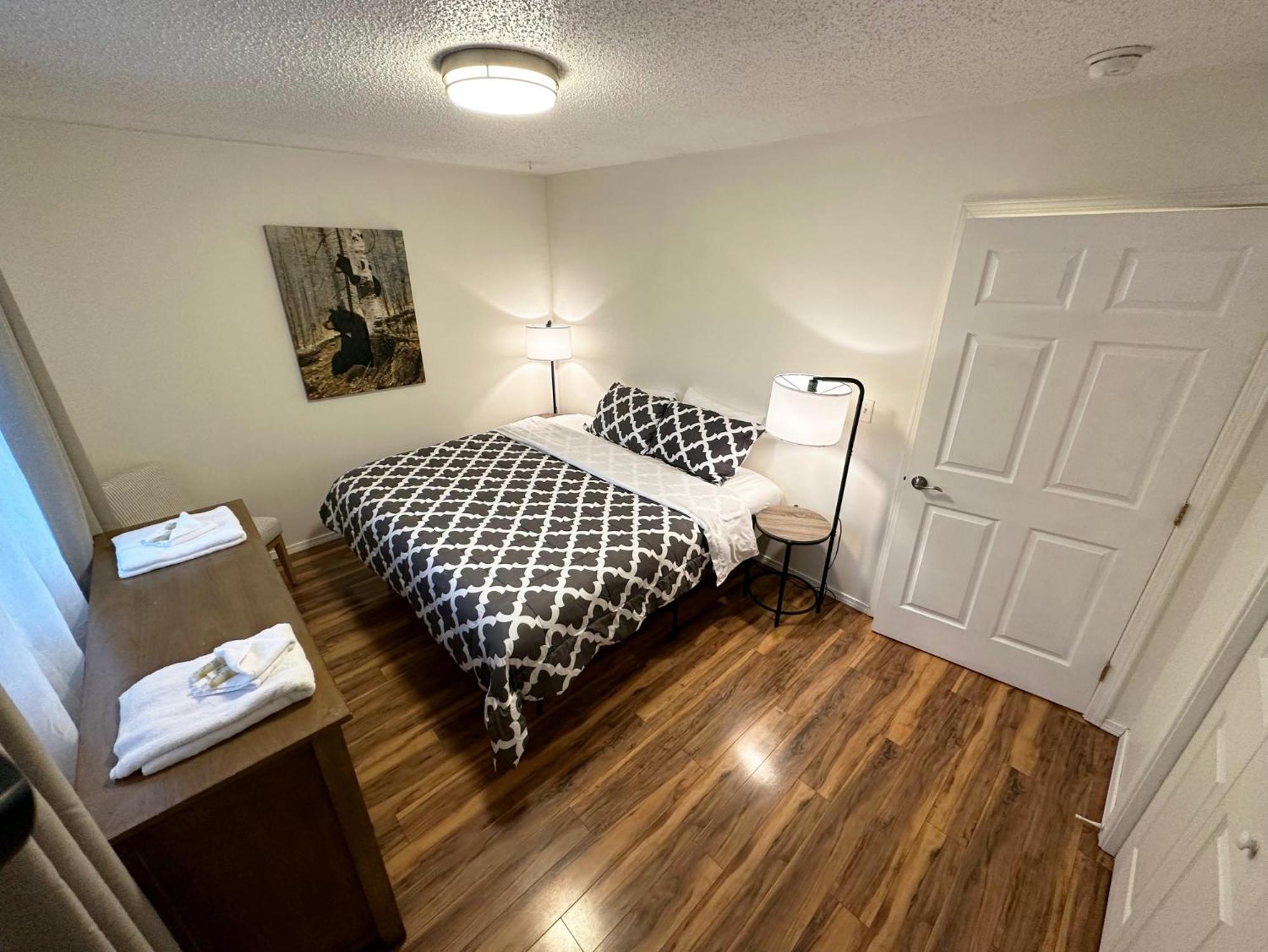 Stay Anchorage! Furnished Two Bedroom Apartments With High Speed Wifi Pokoj fotografie
