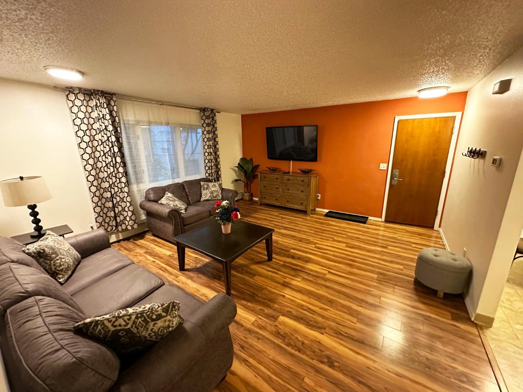 Stay Anchorage! Furnished Two Bedroom Apartments With High Speed Wifi Pokoj fotografie